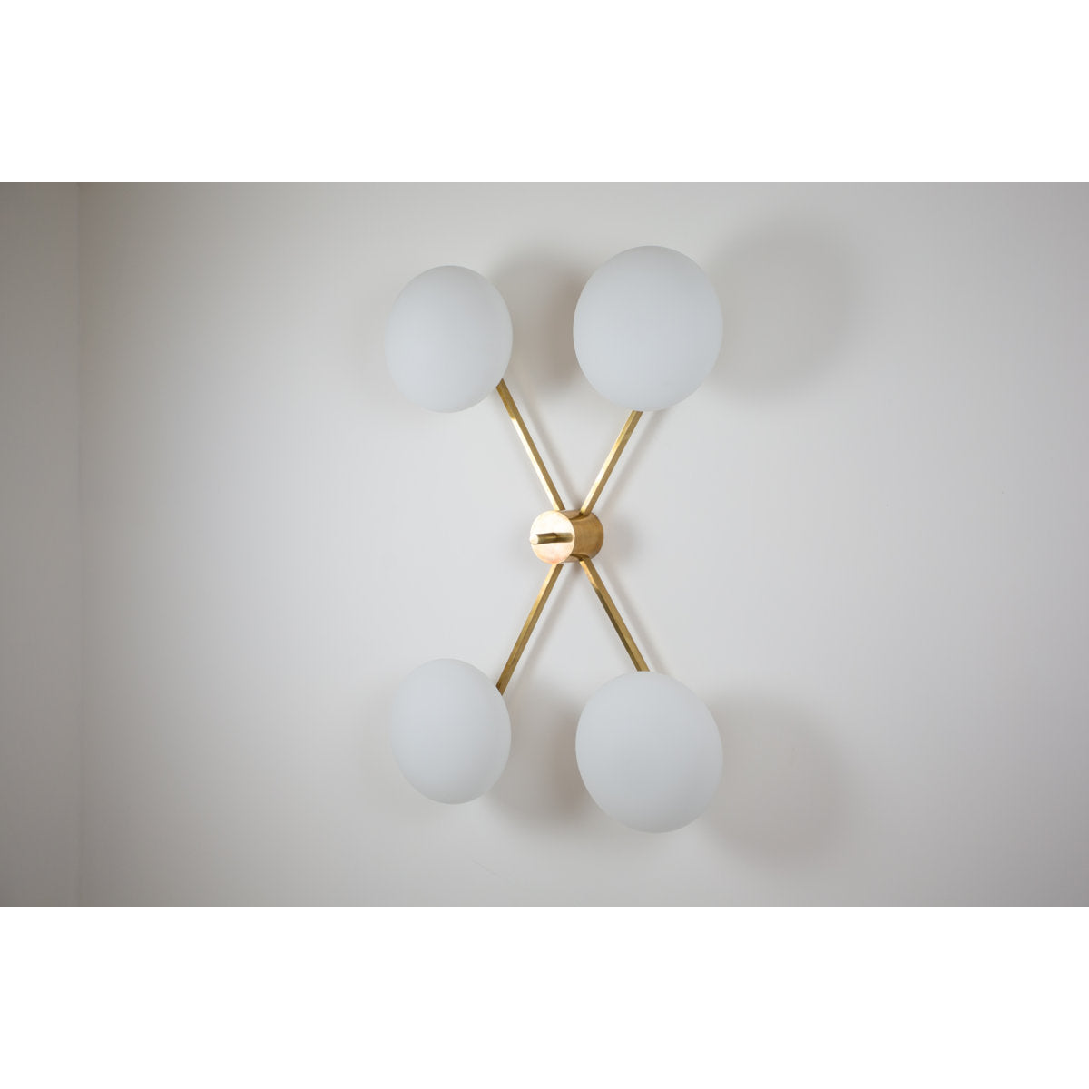 4 - Light 28'' in , 28"W x 9"H