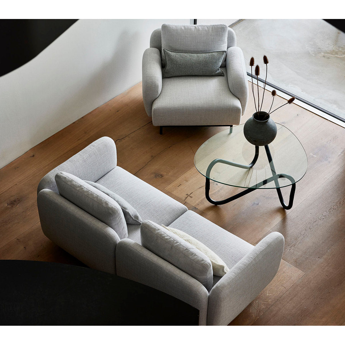 Aura Lounge Chair W/Low Armrest