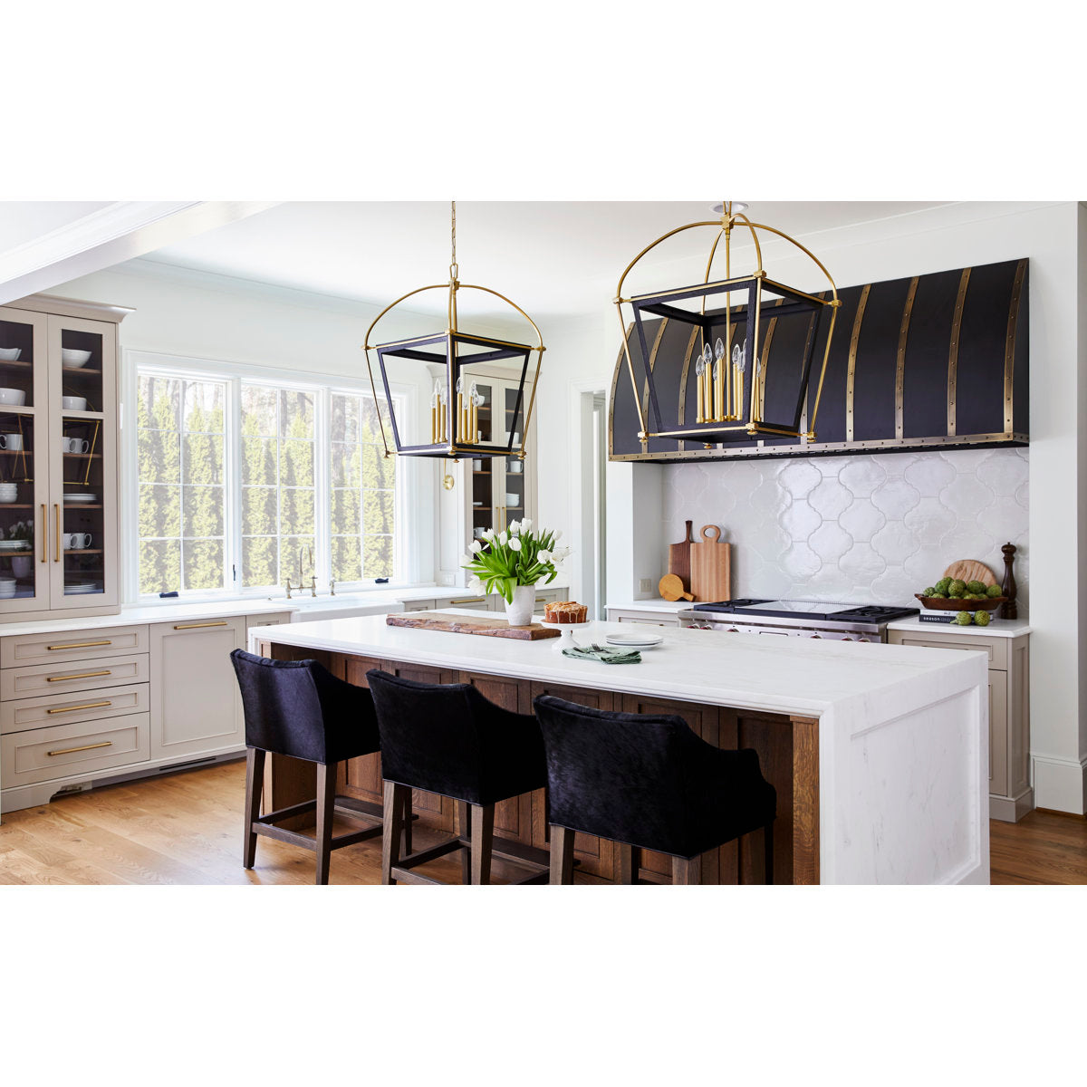 Hollis 4 - Light Chandelier