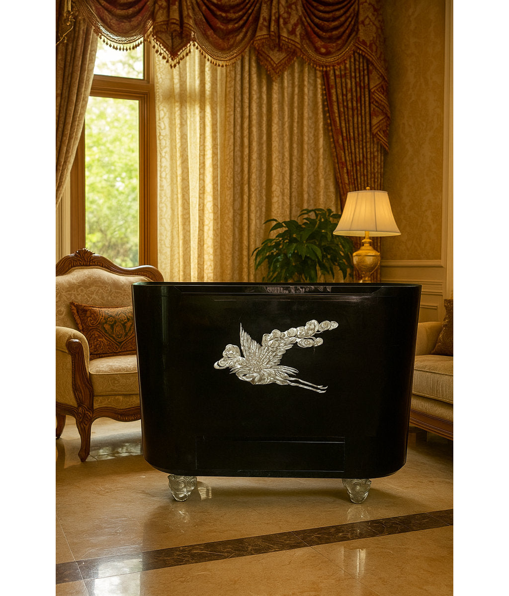 Immanuel Accent Chest