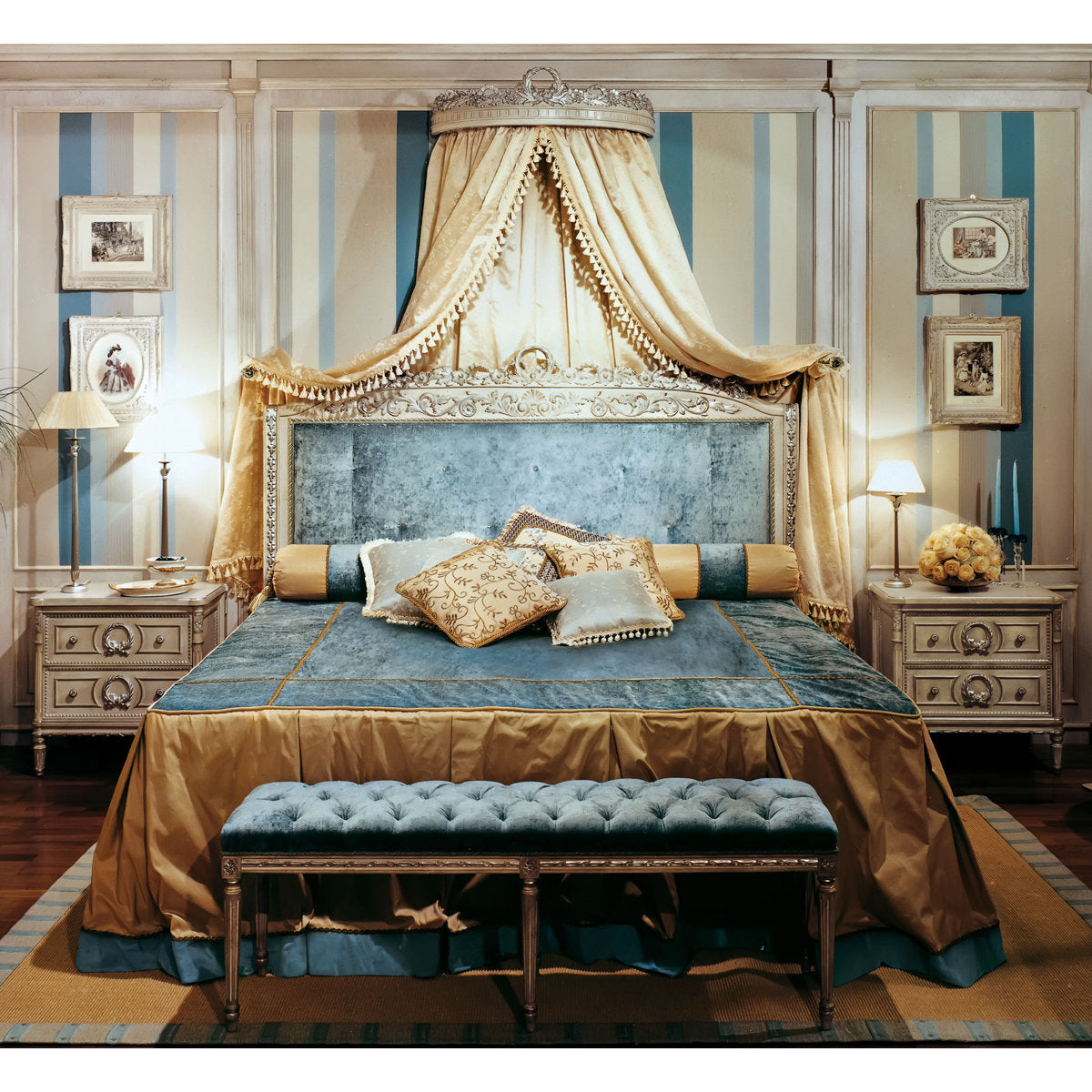 Tufted Upholstered Bench