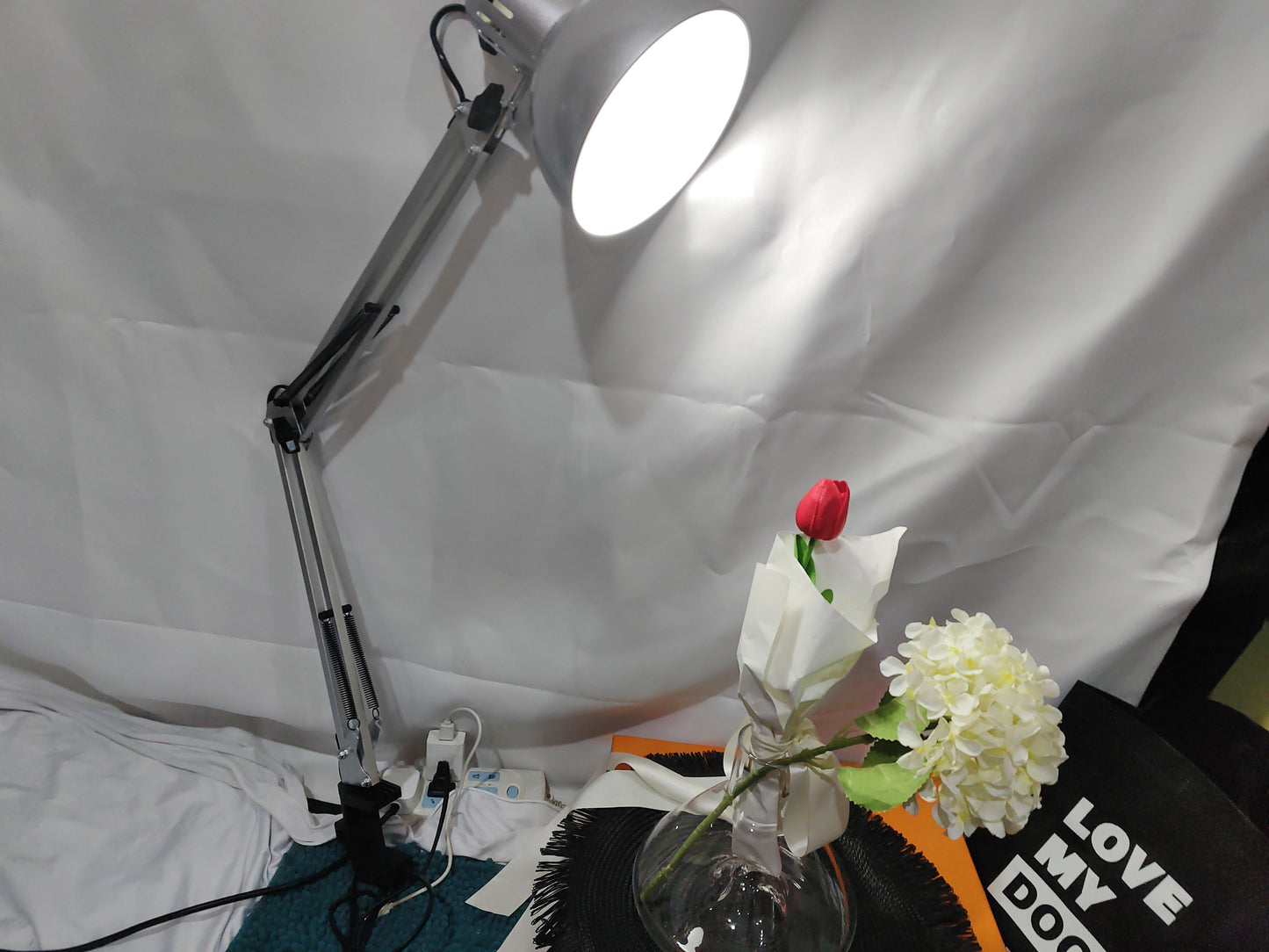 Cantilever LED Desk Lamp �C Eye Protection, Metal Iron Table Lamp with Extra Long Arm