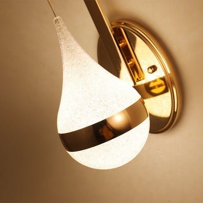 LumaDrop Minimalist LED Wall Lamp �C Acrylic Bedside Elegance