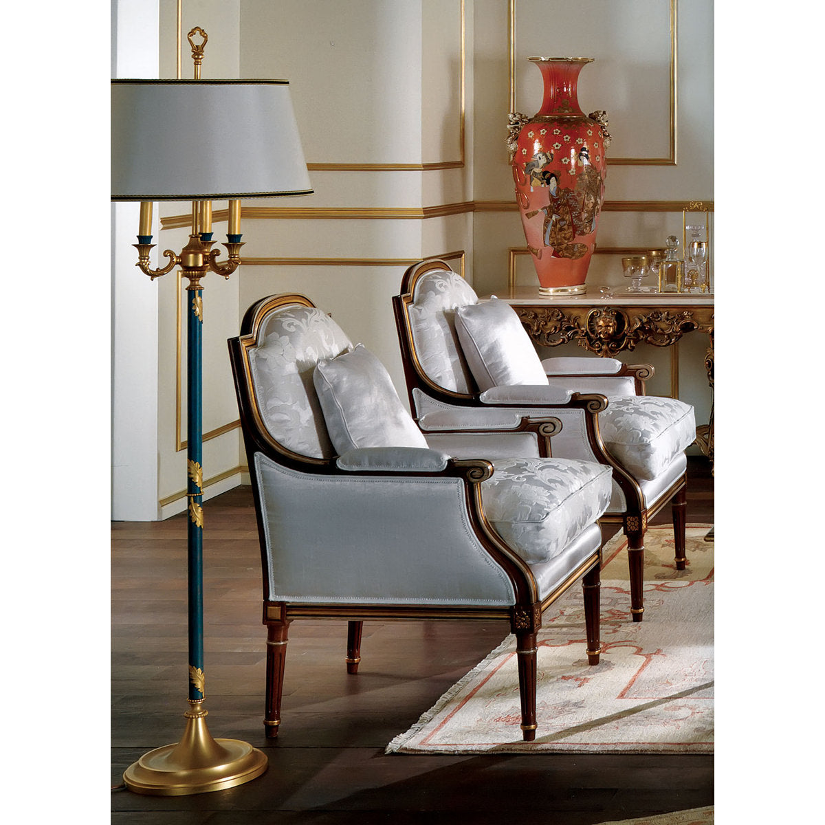 28" W Armchair