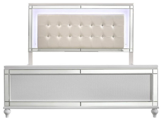 Furniture Valentine 5-Piece Solid Wood Queen Bedroom Set in WhiteBy New Classic Furniture
