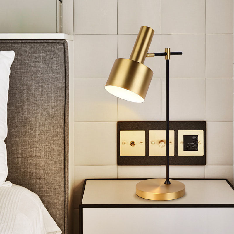 Modern American Luxury Table Lamp �C Simple Elegant Lighting
