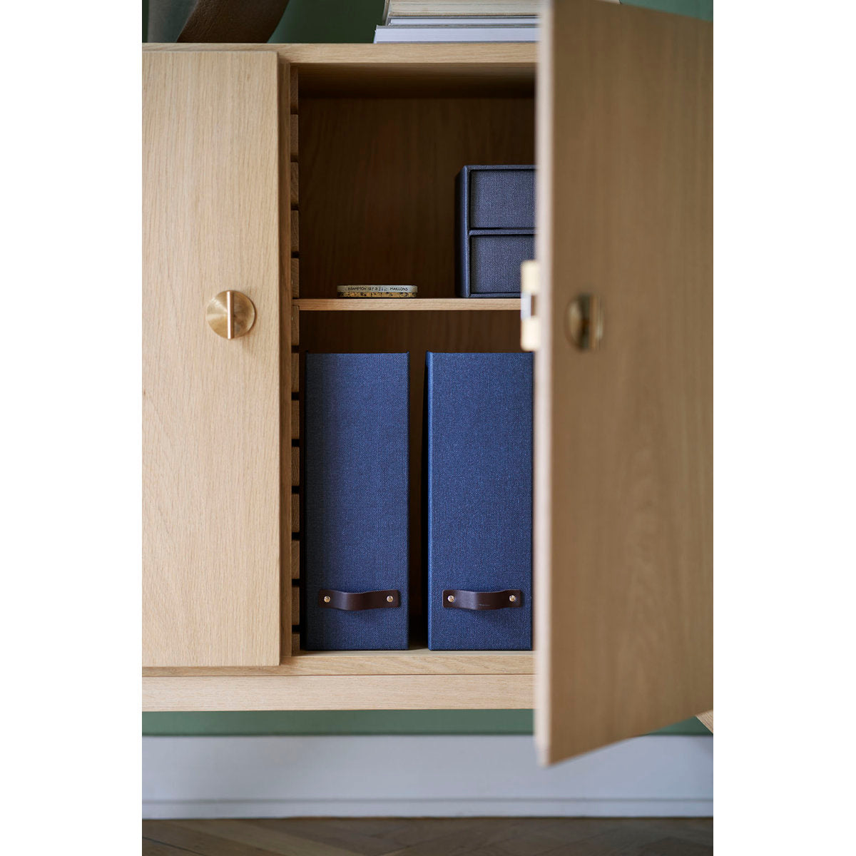 A232 48.03'' W Sideboard