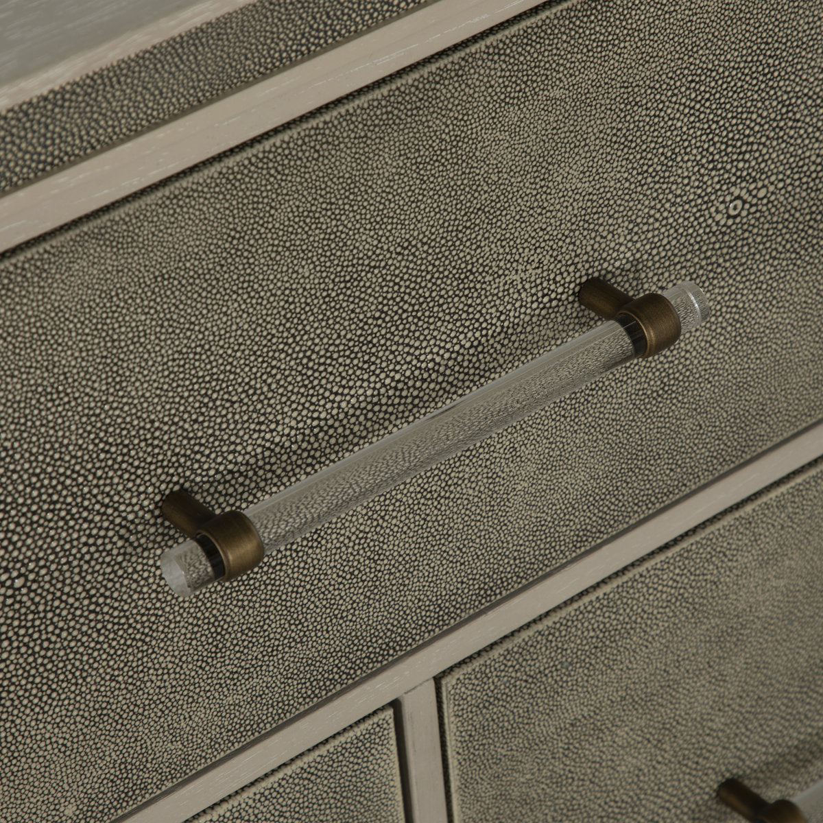 Alford Chest