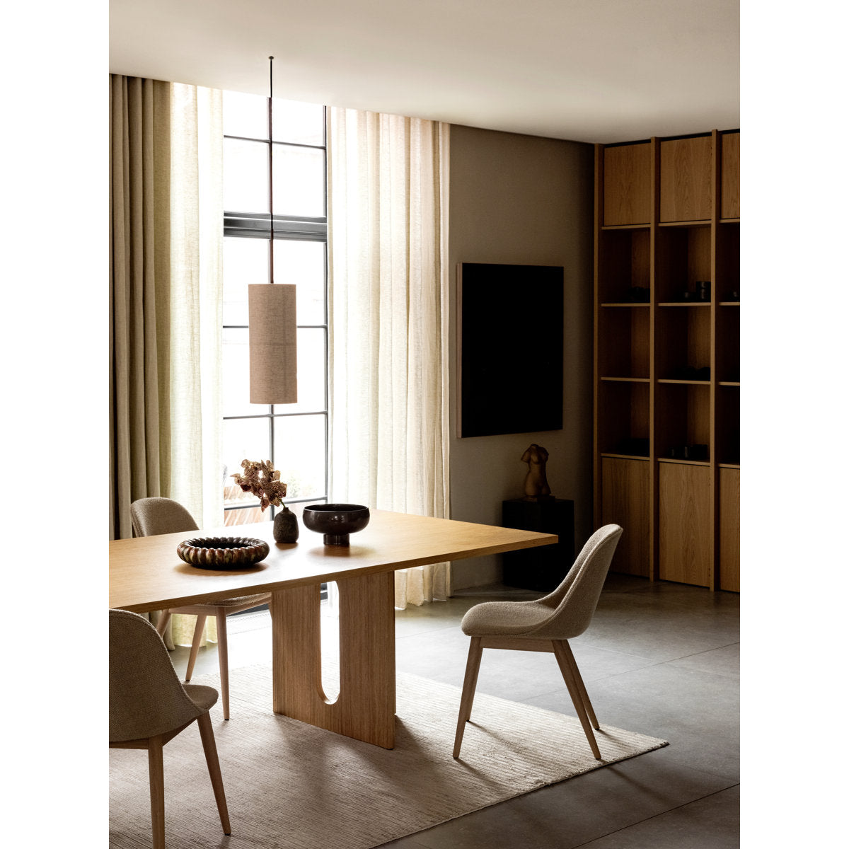 Androgyne Solid Oak Dining Table