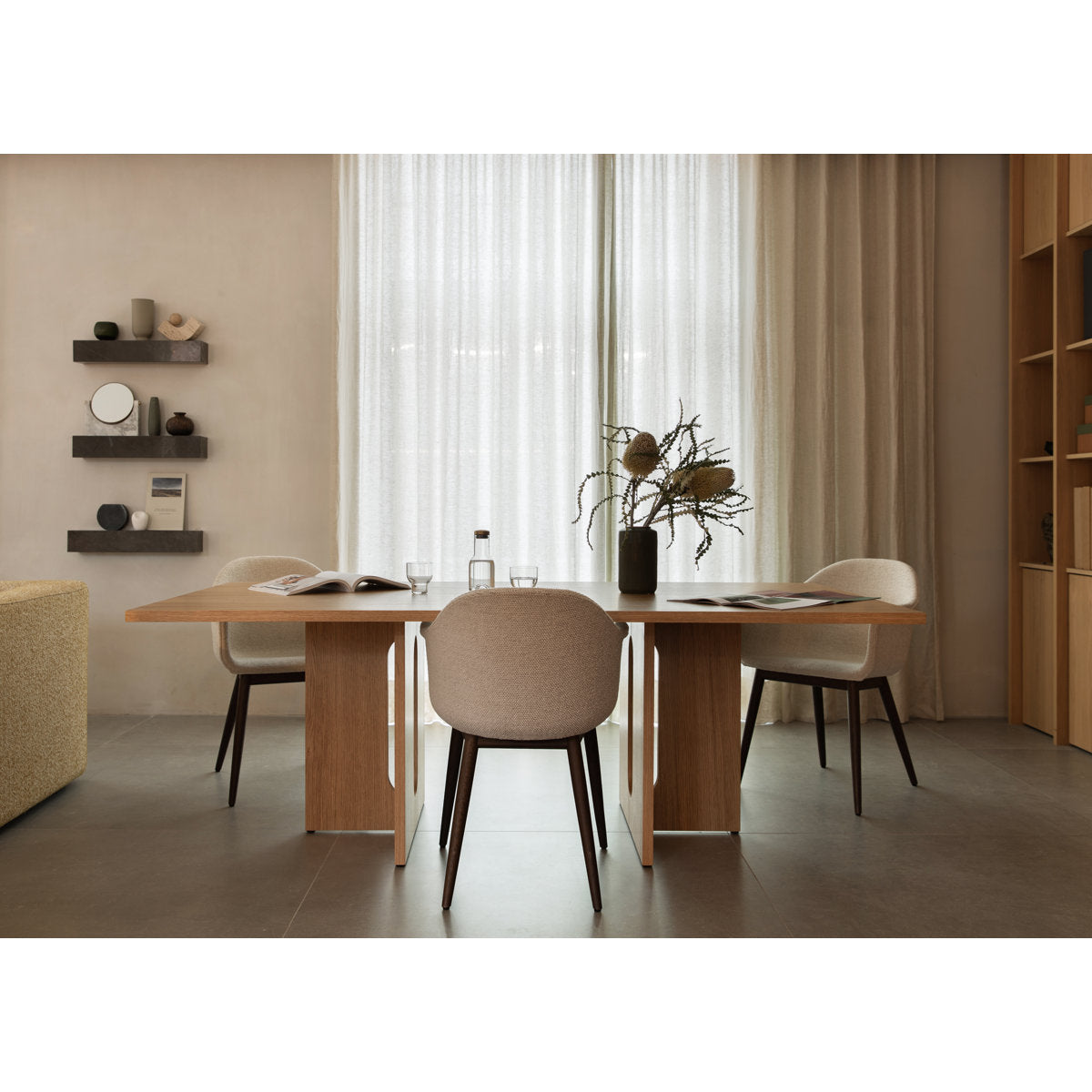 Androgyne Solid Oak Dining Table