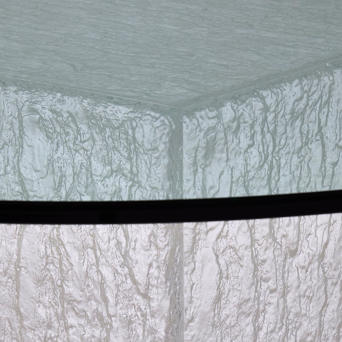 Arctic Round Dining Table