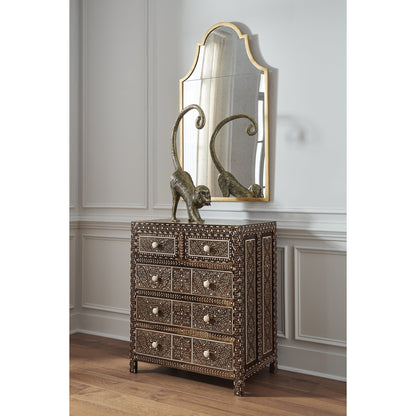 Aryana Chest