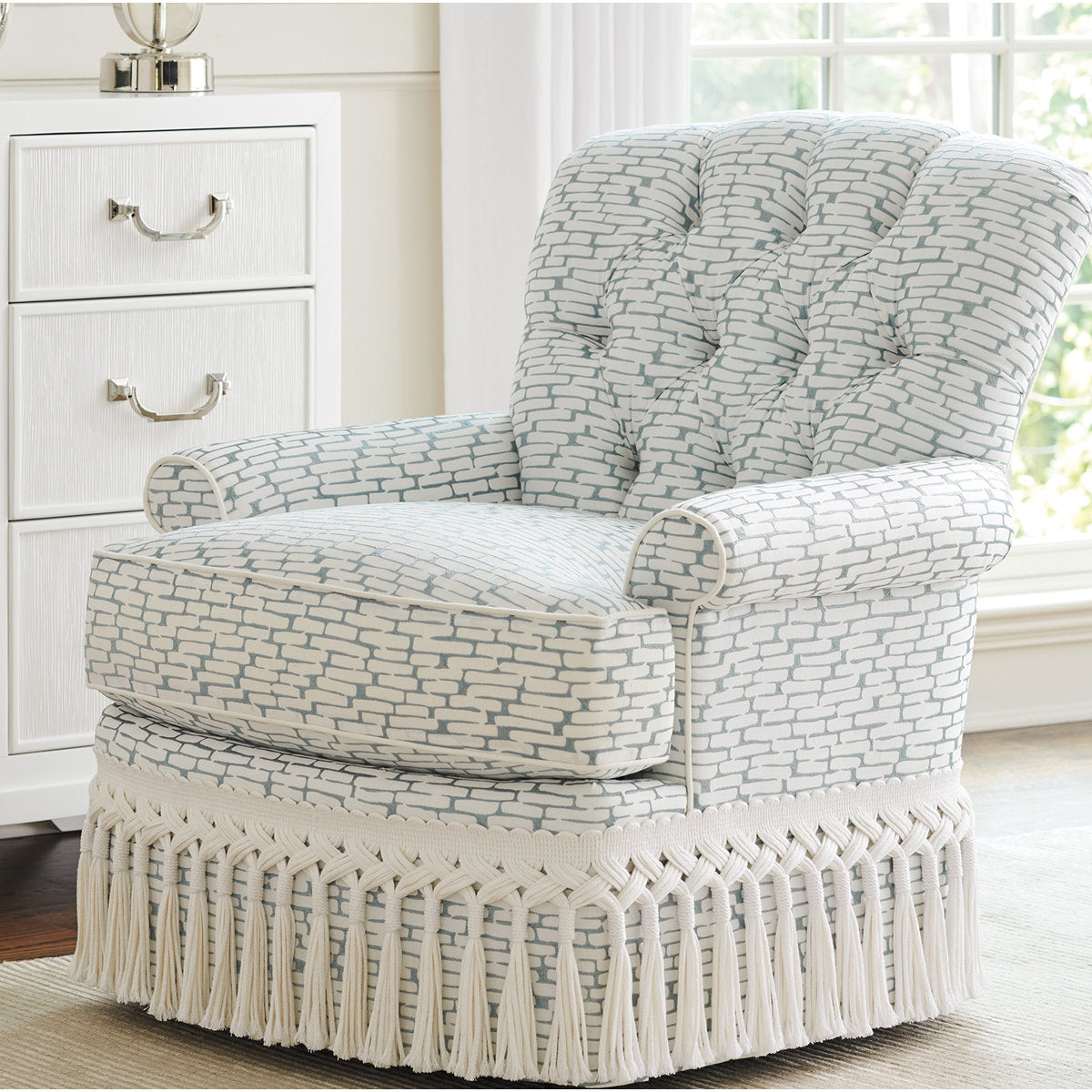 Avondale Kempton Swivel Chair