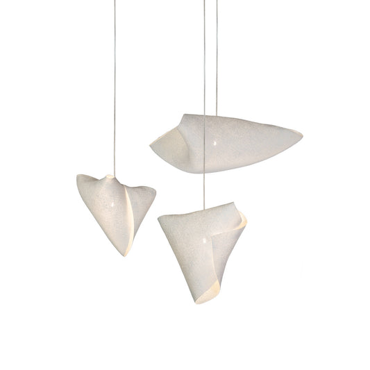 A Emotional Light Ballet 3 Light Chandelier