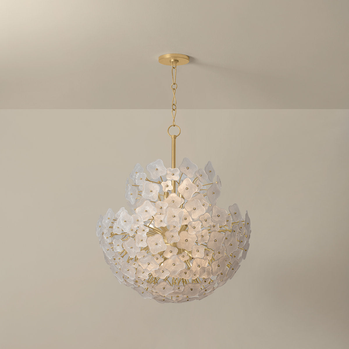 Barrytown Chandelier in Vintage Gold Leaf