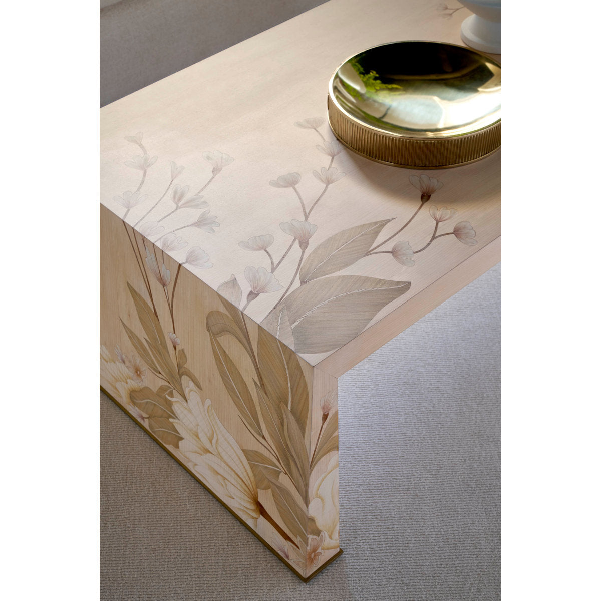 Bouquet Cocktail Table