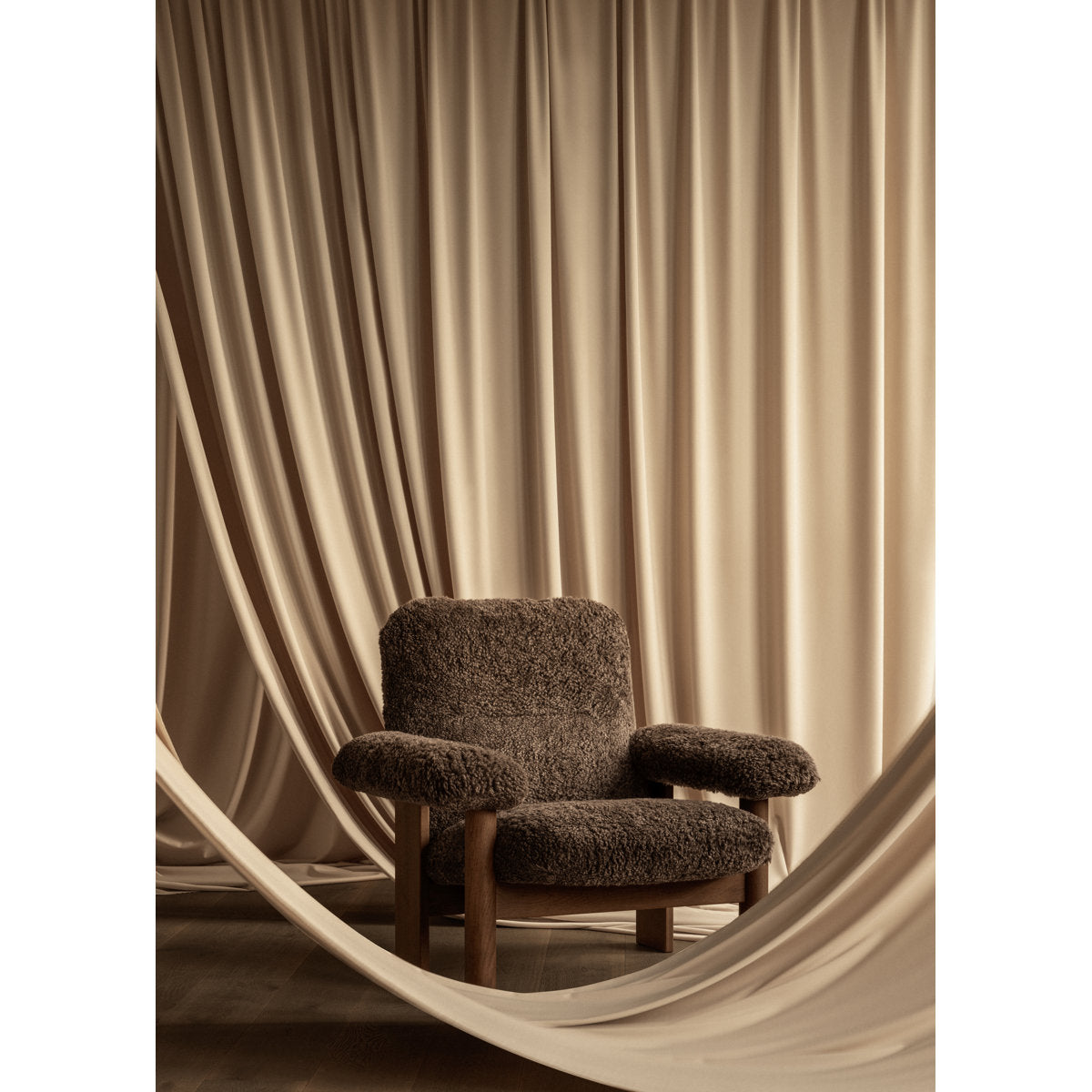 Brasilia Lounge Chair