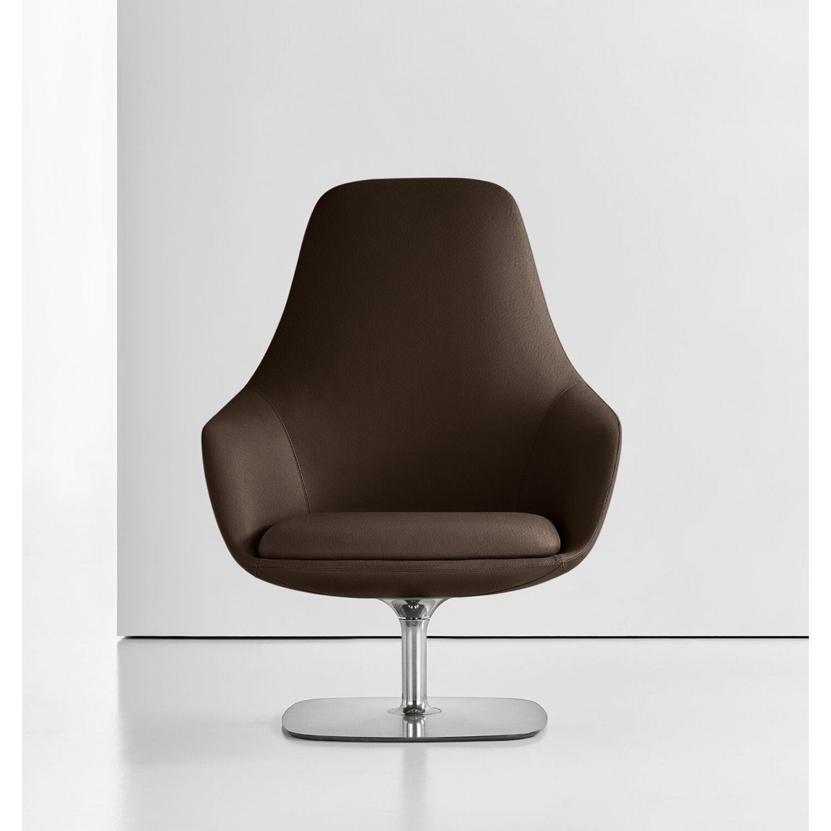 Canelle Swivel Lounge Chair