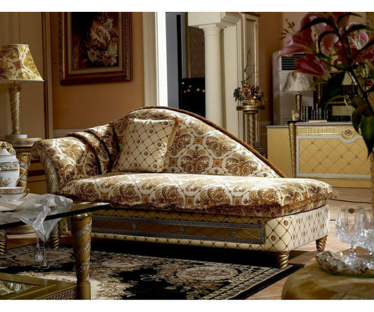 Chaise Lounge