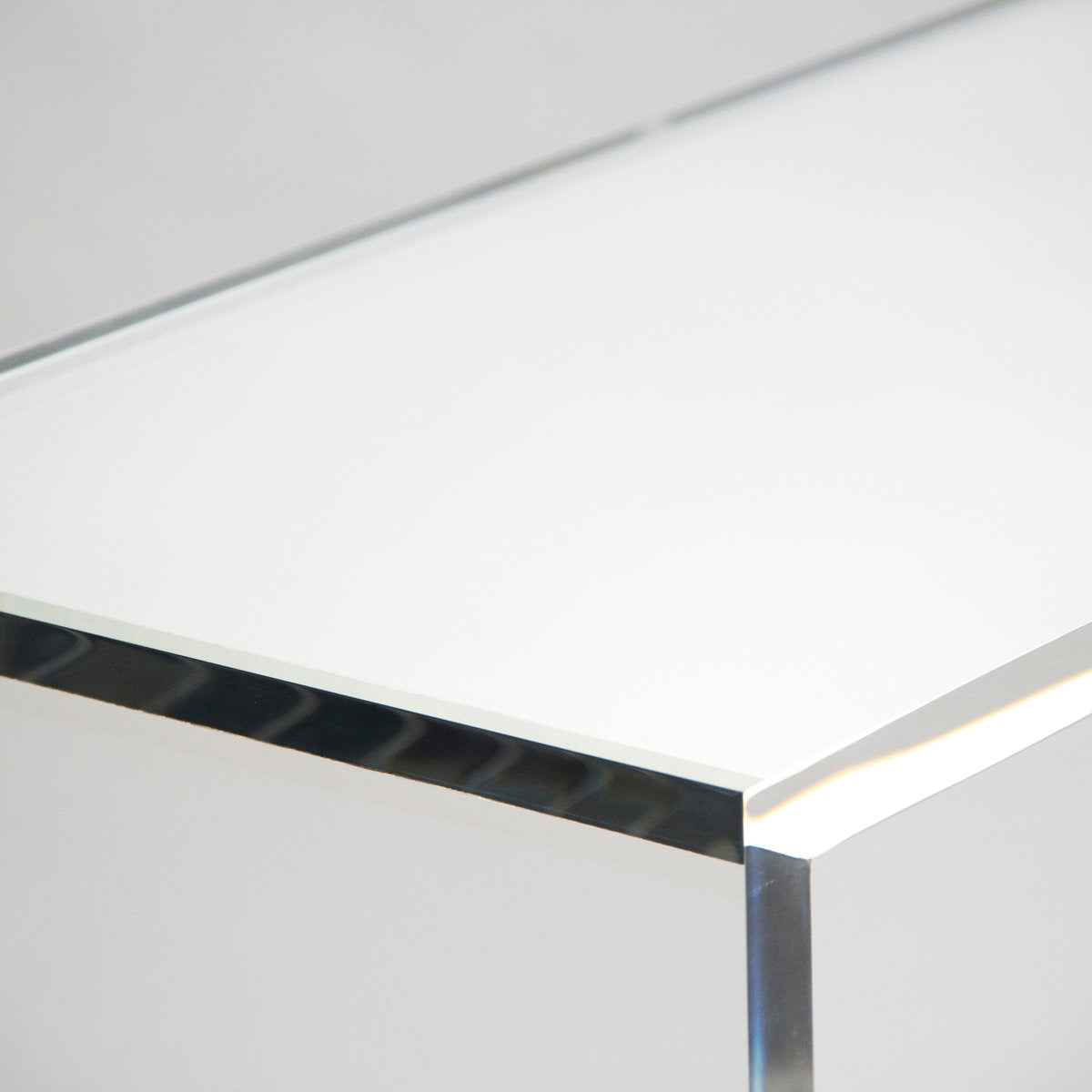 Cleon Console Table