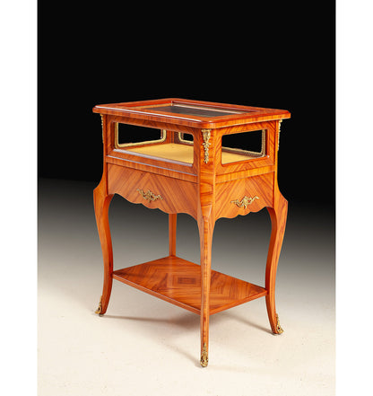 Curio Table