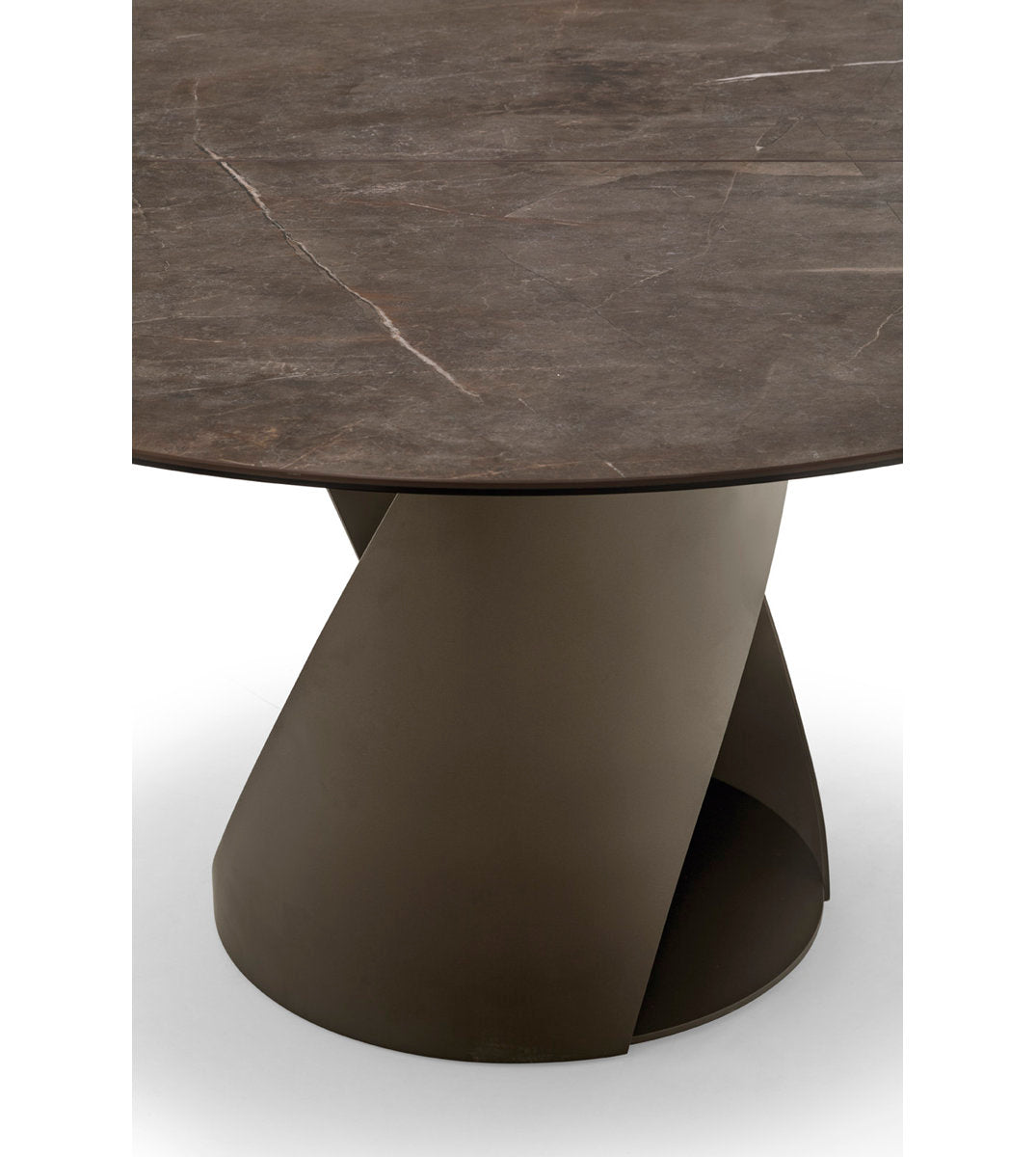 Cyclone Extendable Tables