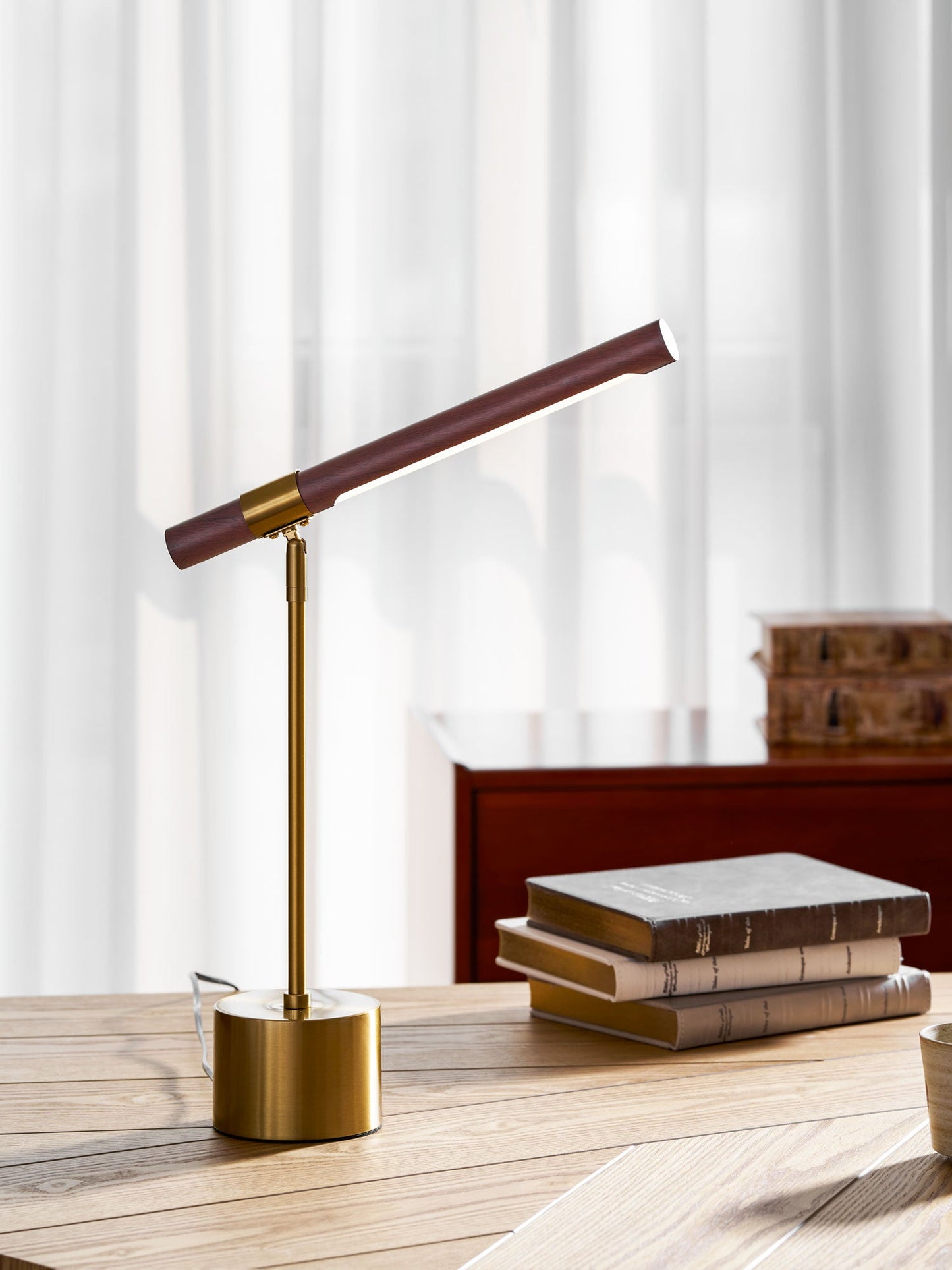 Linear Table Lamp
