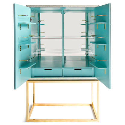 Delphine Bar