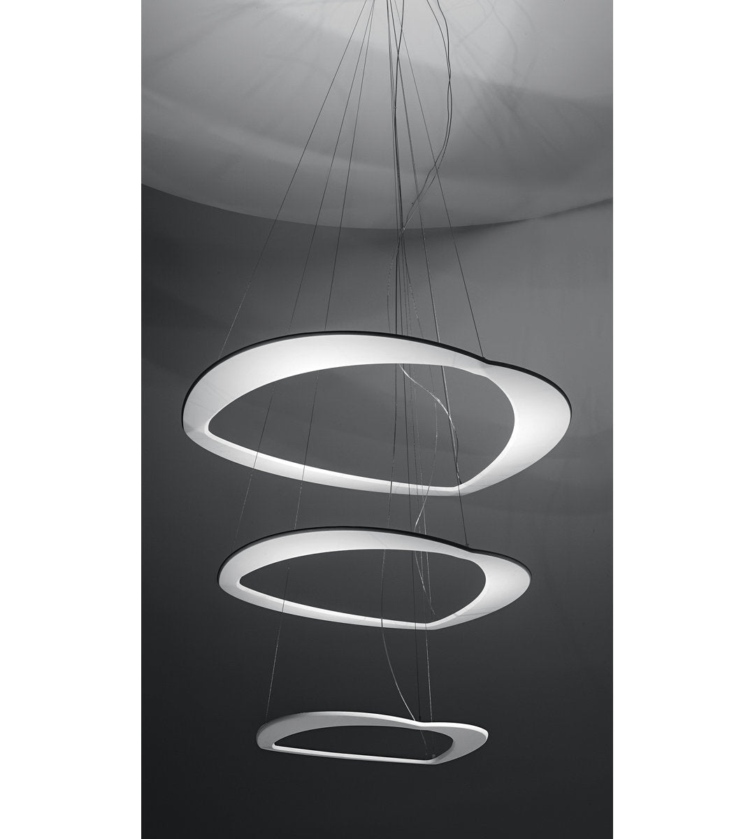 Diadema Chandeliers