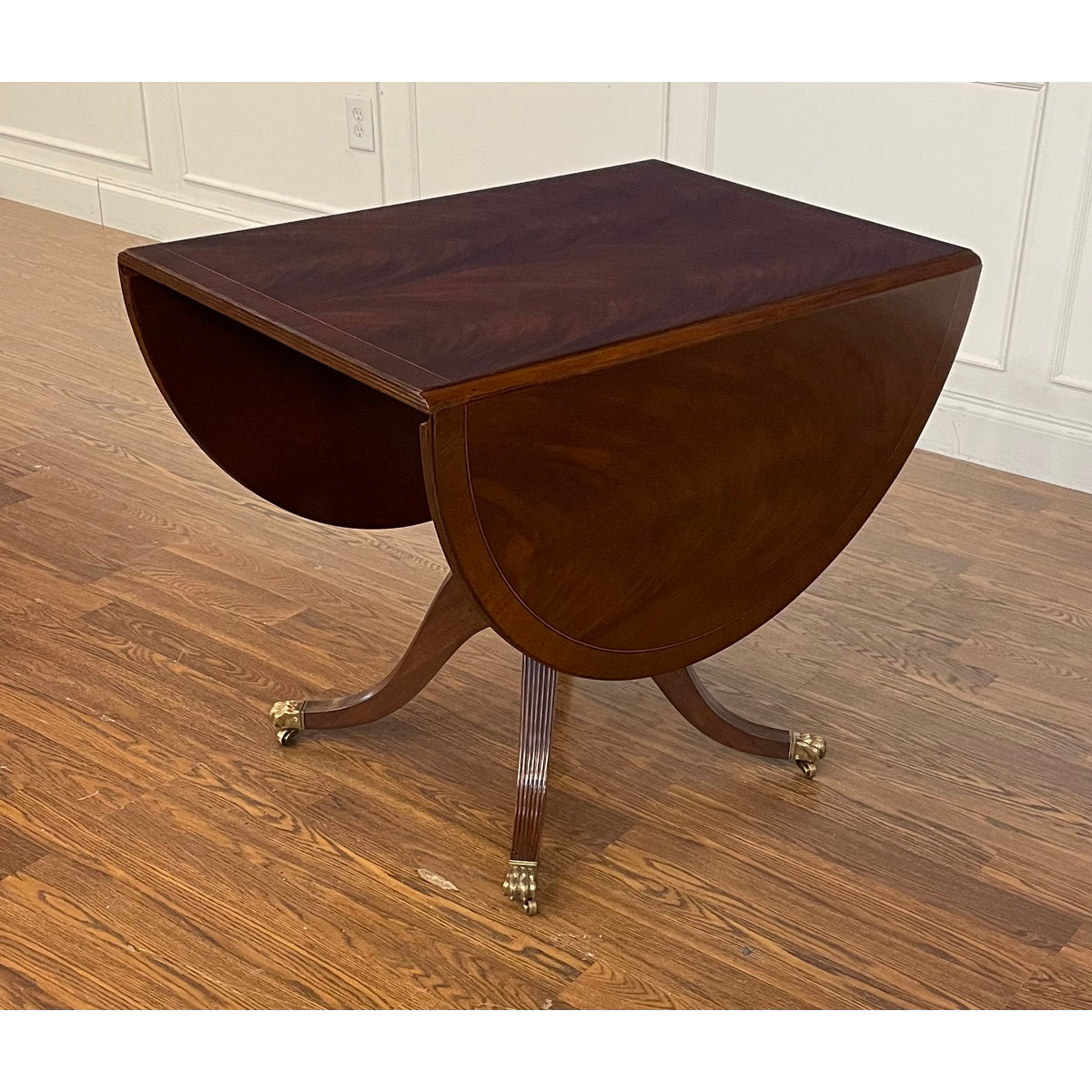 Drop Leaf Mahogany Dining/Breakfast Table