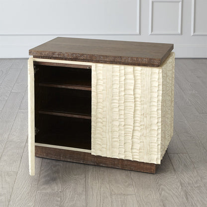 Emory Chest