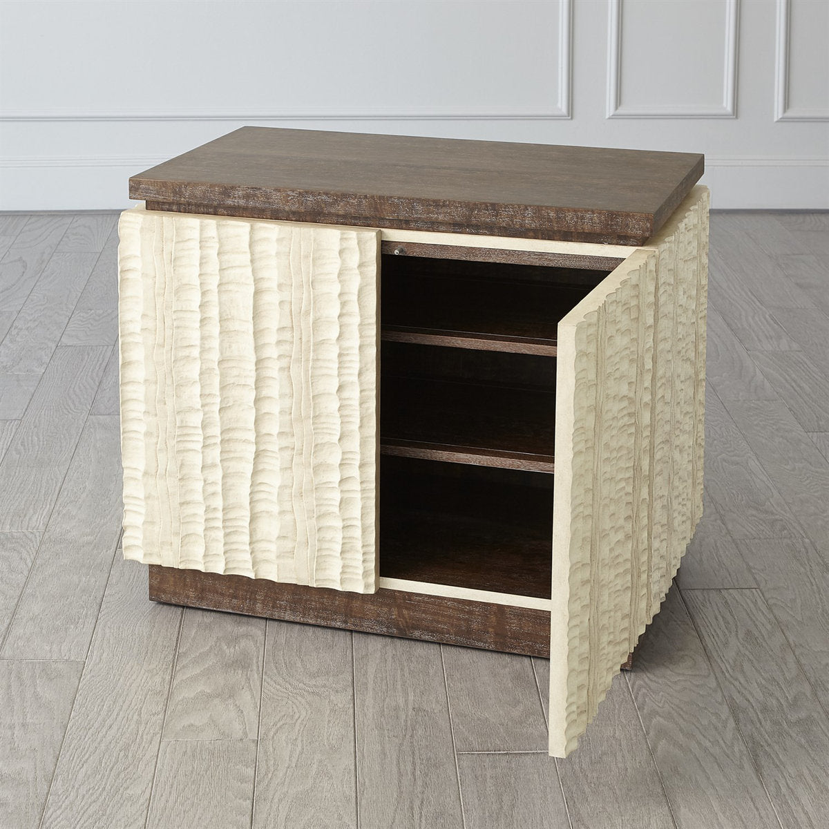 Emory Chest