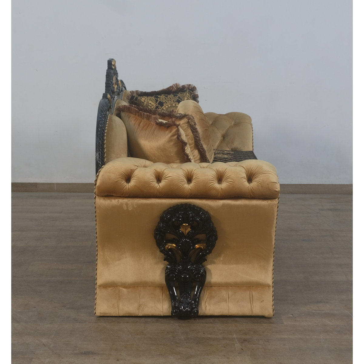 Emperador Loveseat