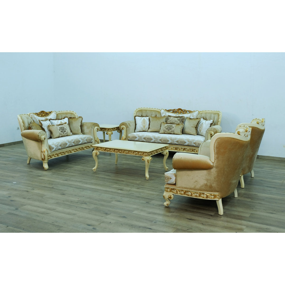 Fantasia Loveseat