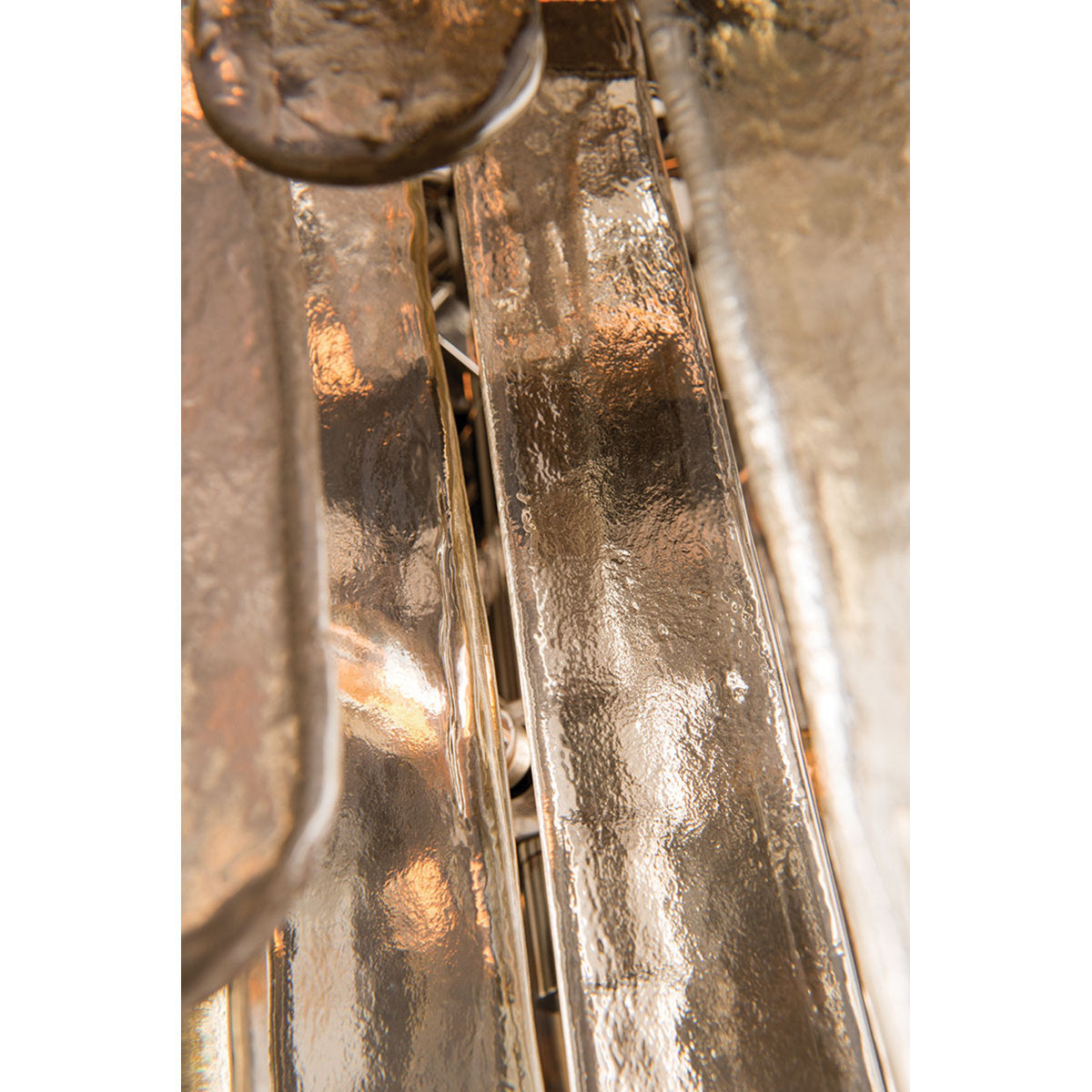 Fenwater 16 - Light Chandelier