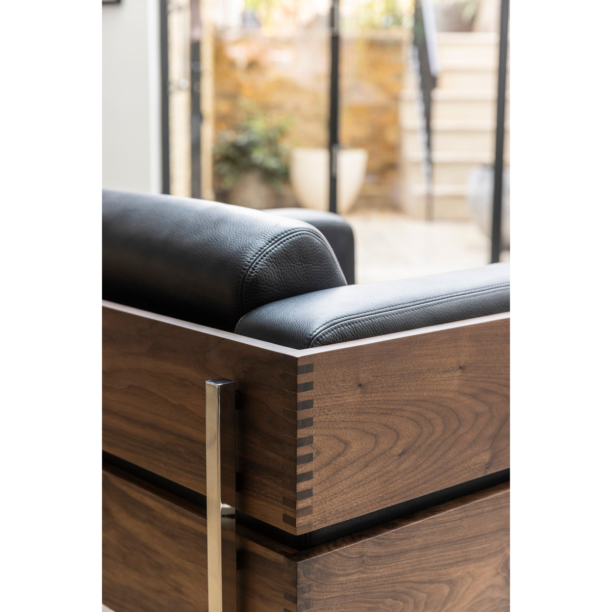 Forum Sofa