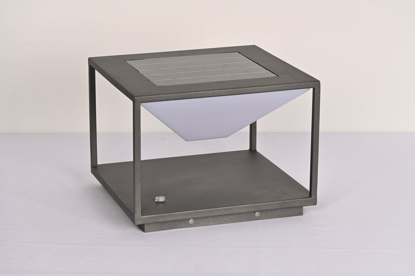 Geo Frame Solar Outdoor Light