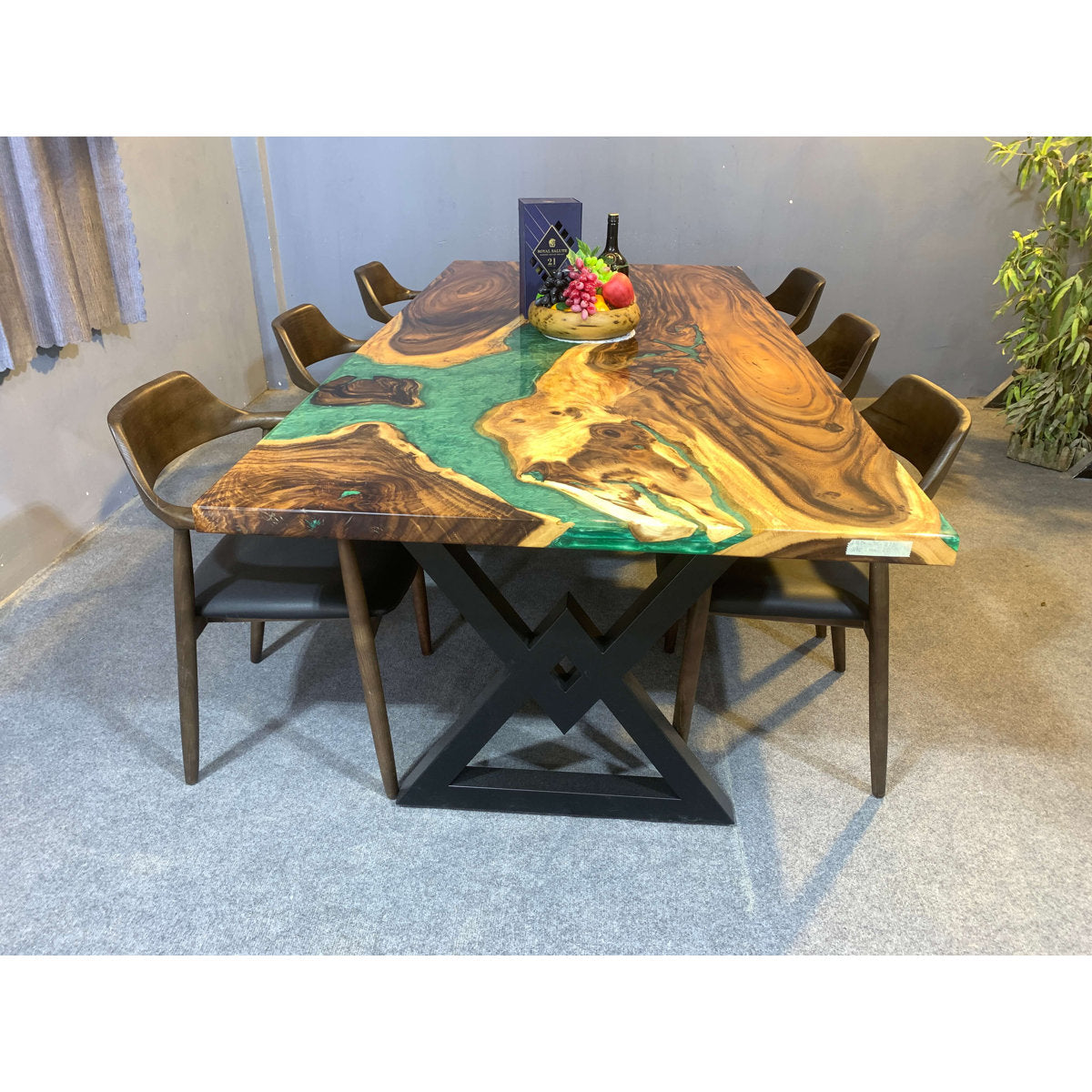 Gerius Solid Wood Dining Table