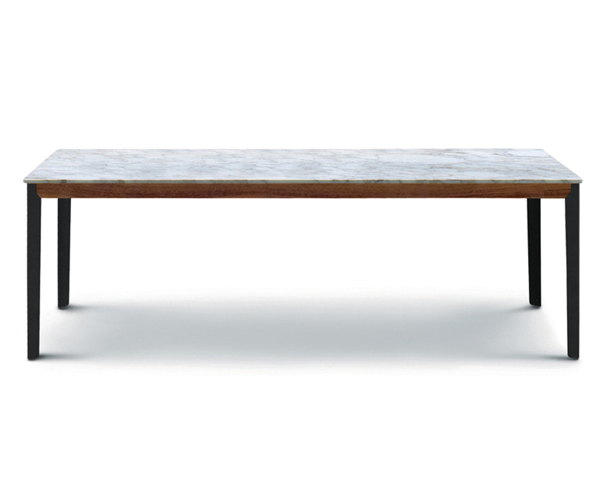 Hug Marble Dining Table
