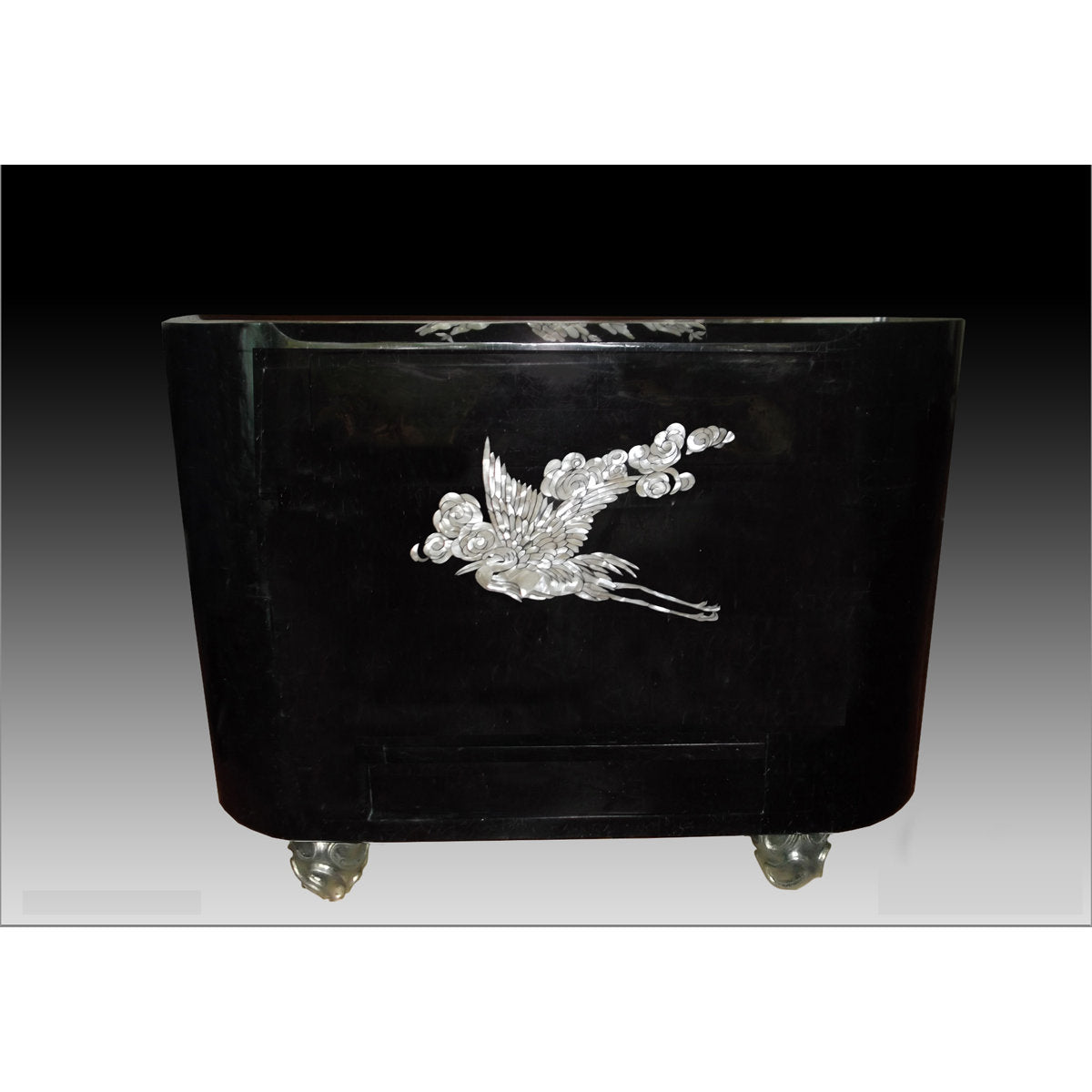 Immanuel Accent Chest