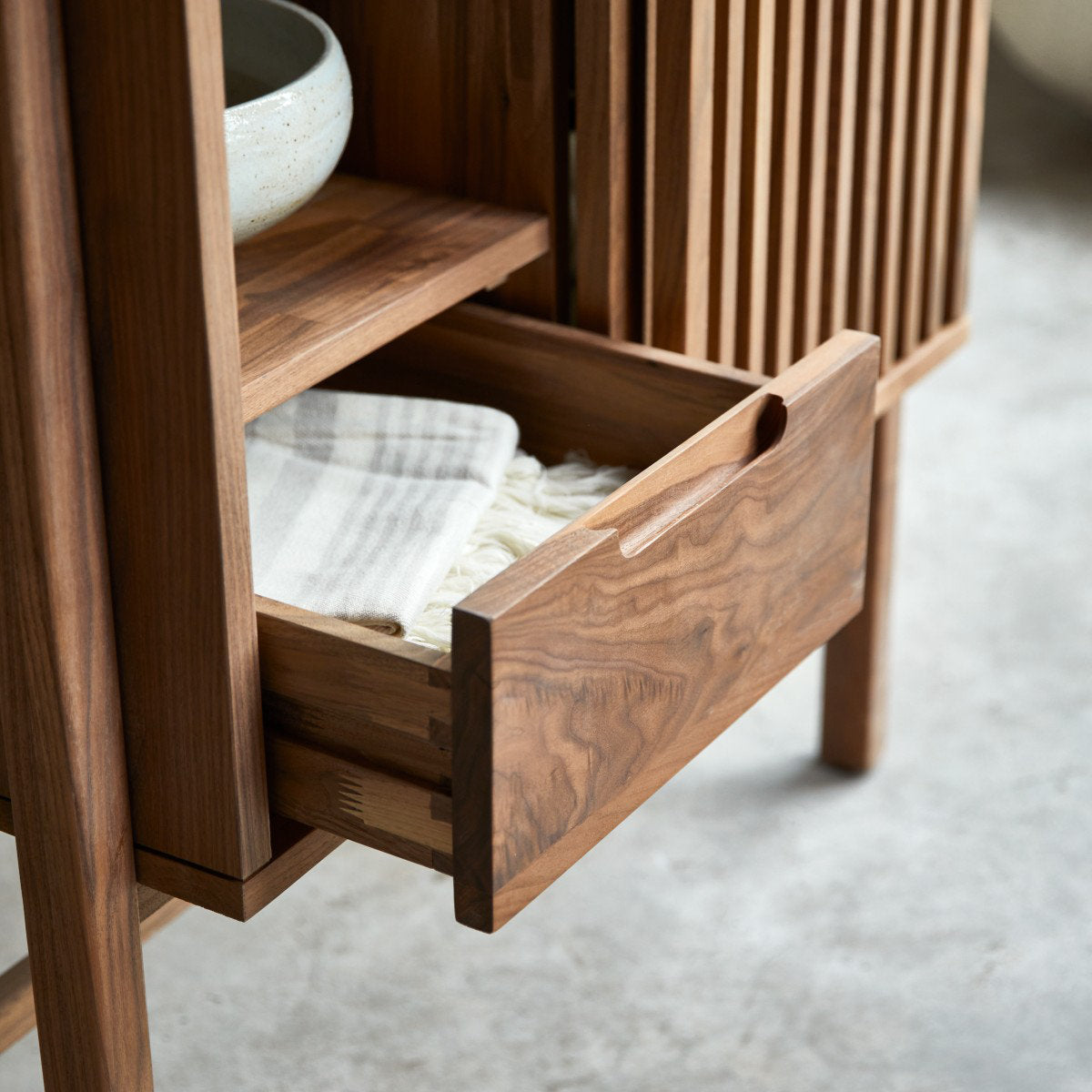 Isaure Accent Cabinet