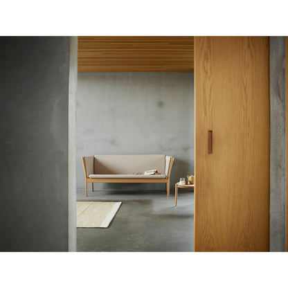 J149 Sofa