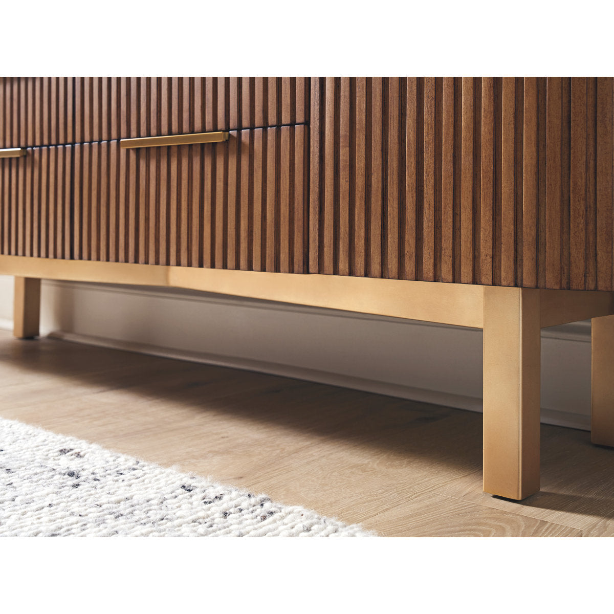 La Costa Media Console