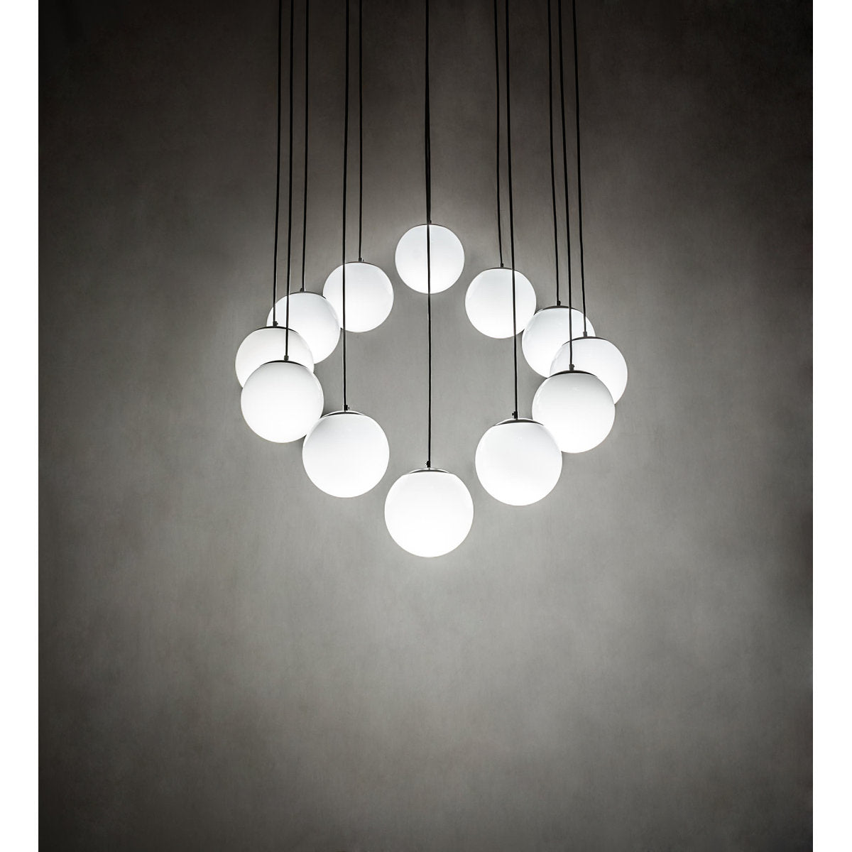 Lachyna 12 - Light Chandelier