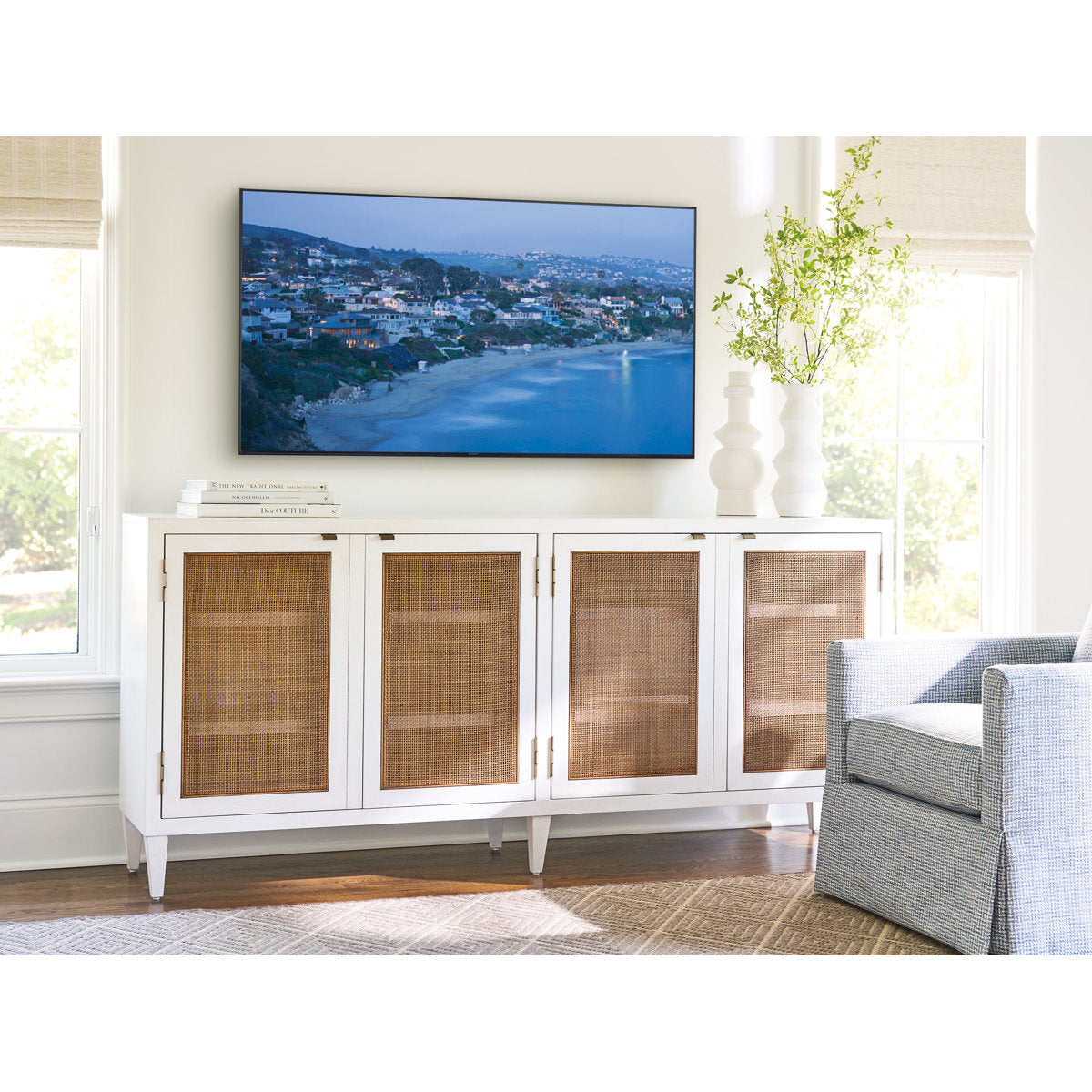 Laguna Media Console
