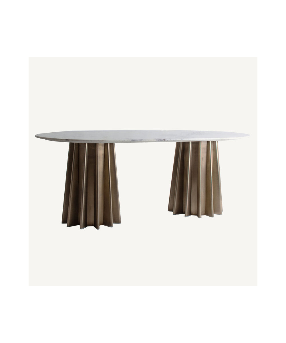 Lezey Dining Table