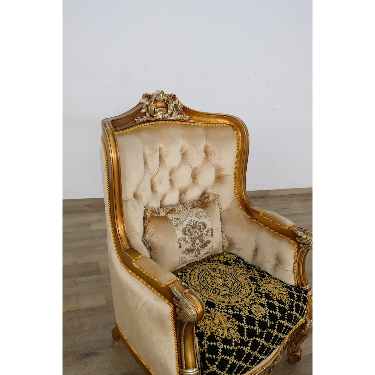 Luxor Tufted Wingback Chair