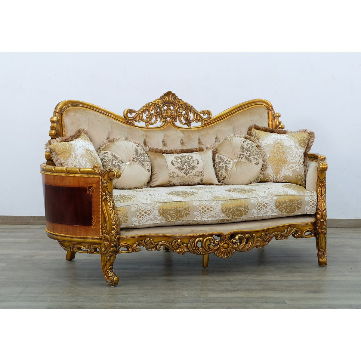 Maggiolini Loveseat