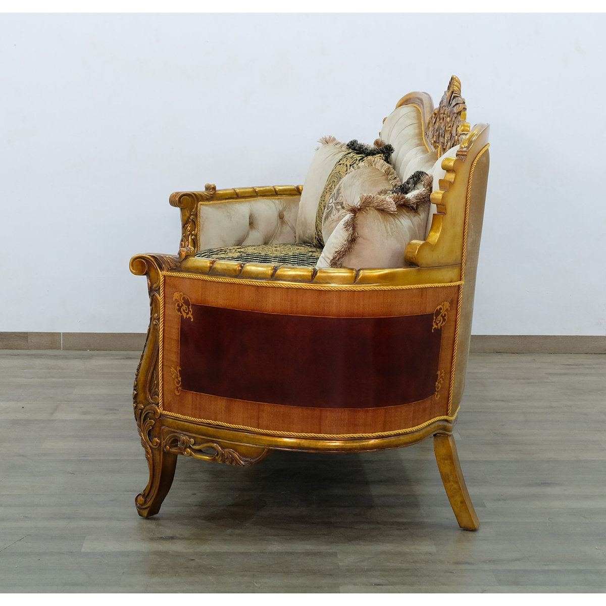 Maggiolini Sofa