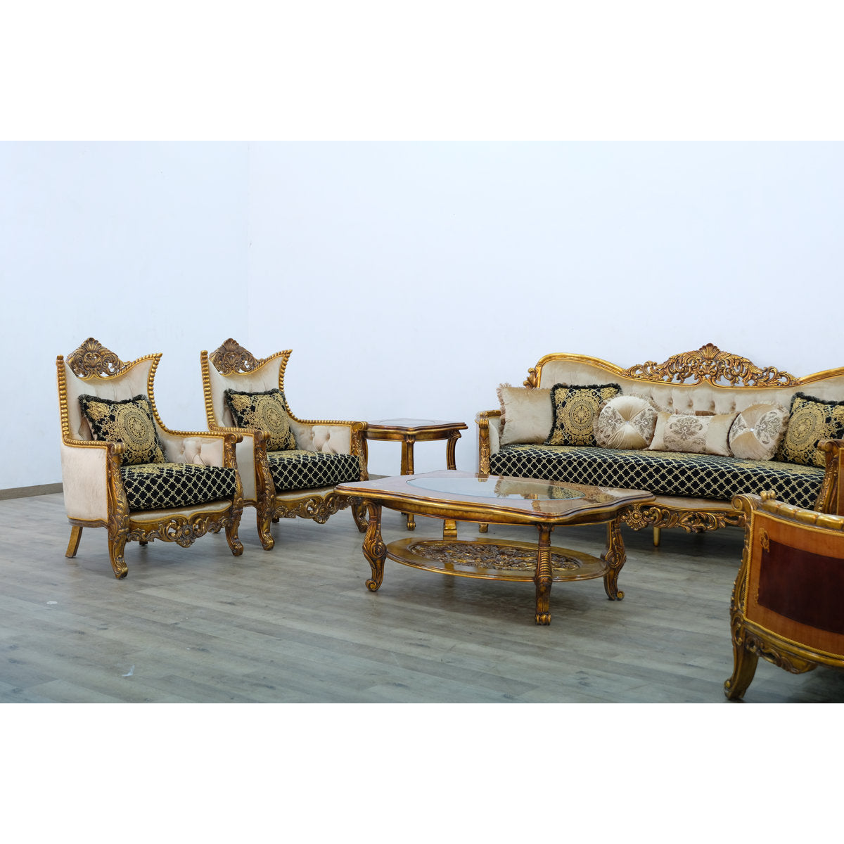 Maggiolini Sofa